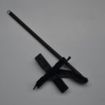 12. Zawias lewy ze sprężyną