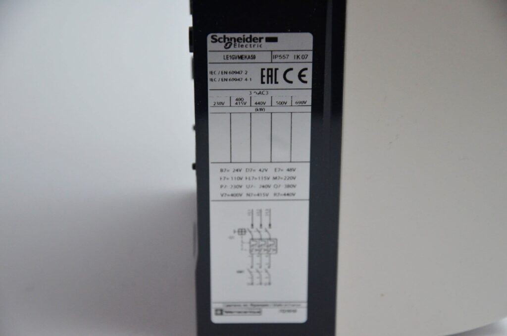 Włącznik serwomotor 1-1,6A