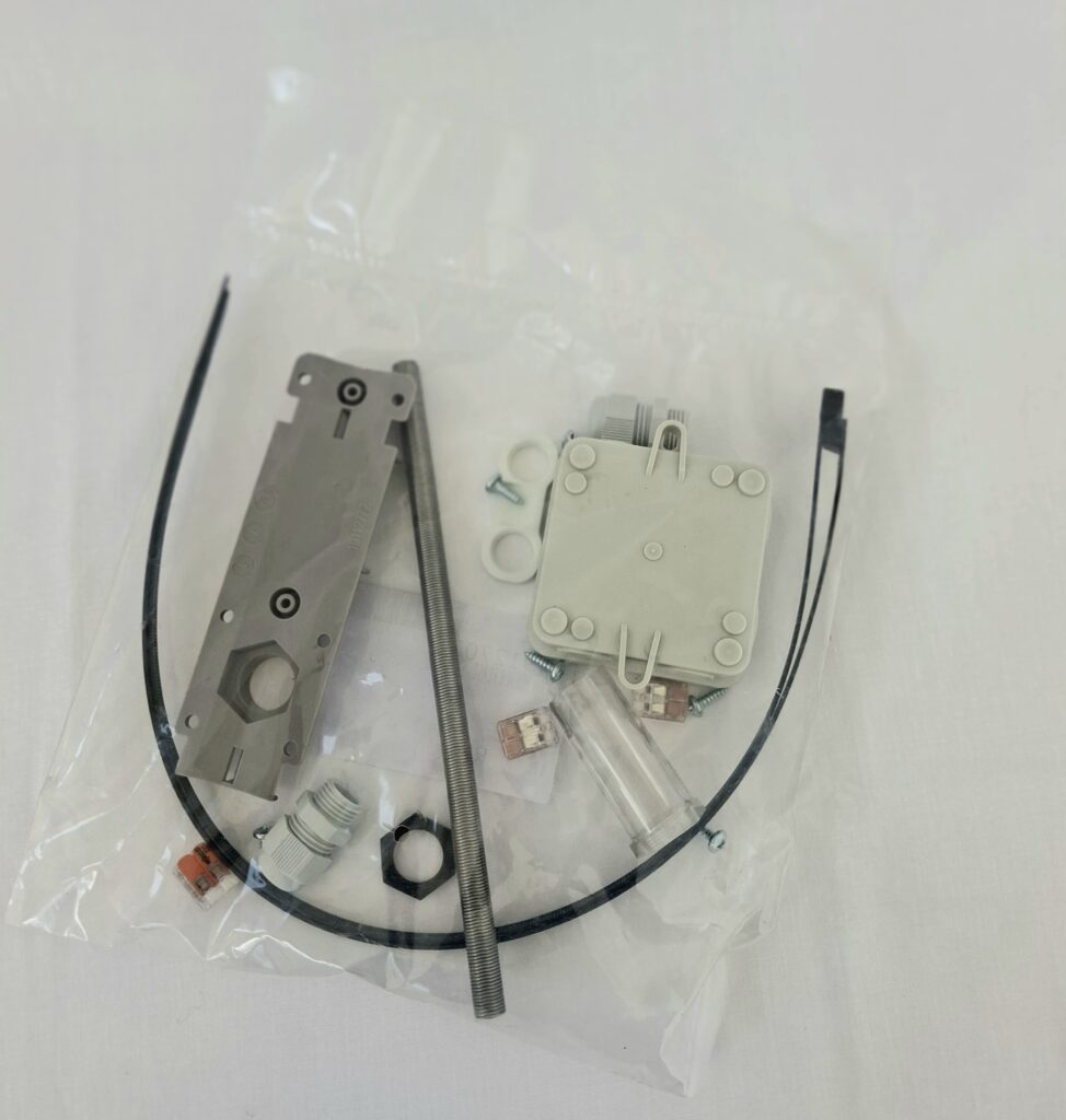 ROXELL UCHWYT SENSOR 24V