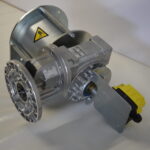 ROXELL WINDA ELEKTRYCZNA SYSTEM KARMIENIA