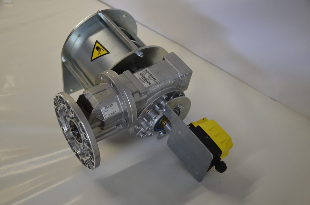 ROXELL WINDA ELEKTRYCZNA SYSTEM KARMIENIA